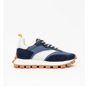 Oncept Osaka sneaker size 6